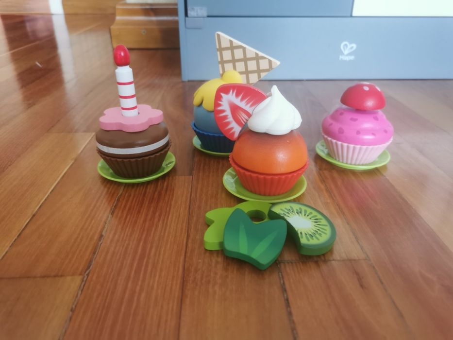 Детска дървена кухня