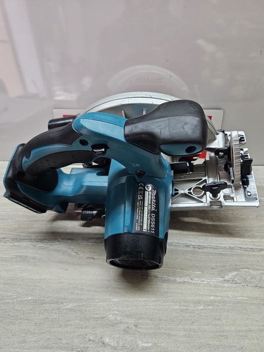 Makita Ръчен Циркуляр DSS611 18V.