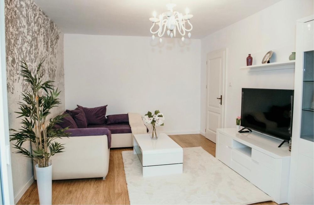 Inchiriez apartament in zona centrala