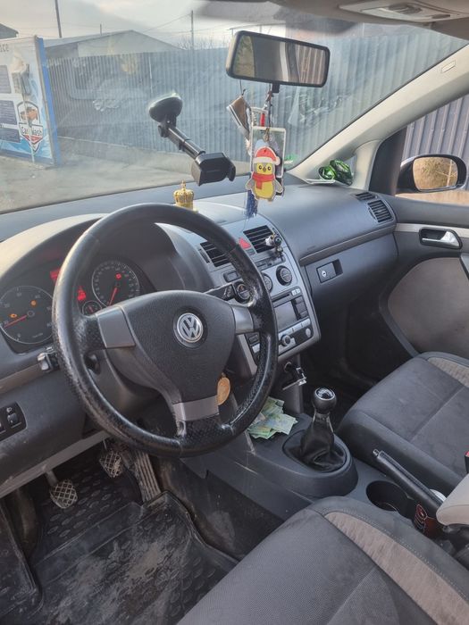 VW Touran Cross