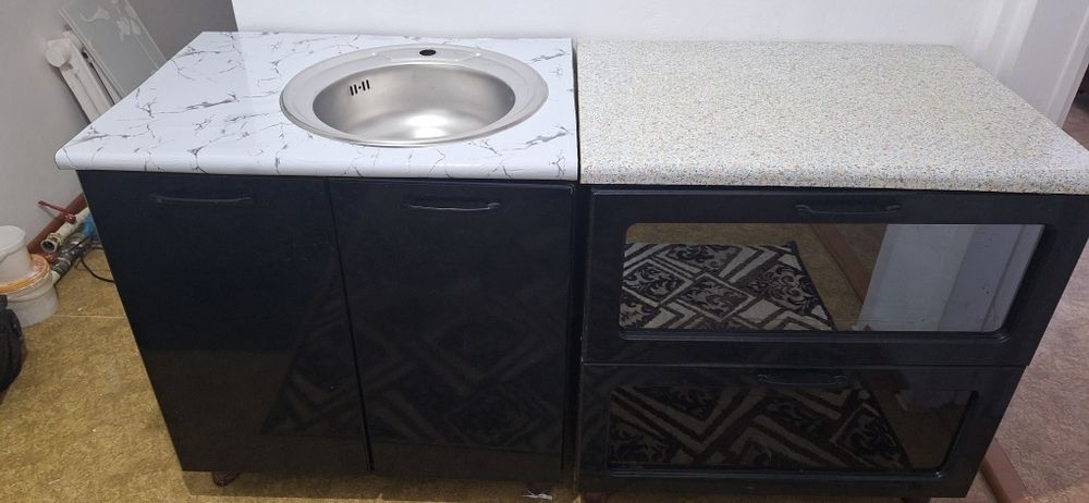 Кухонный гарнитур сатылады .