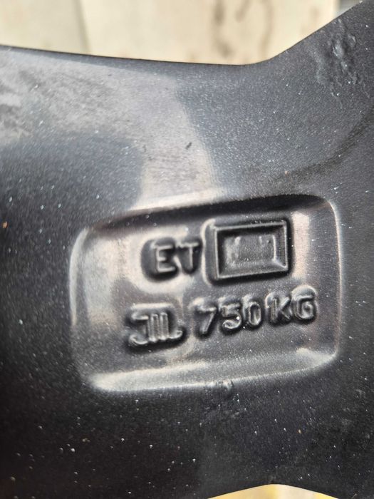 ROTI Jante + Anvelope VARA - 245/45/20 5x114.3 20'' Toyota Mazda Kia Hyundai Lexus Renault Subaru
