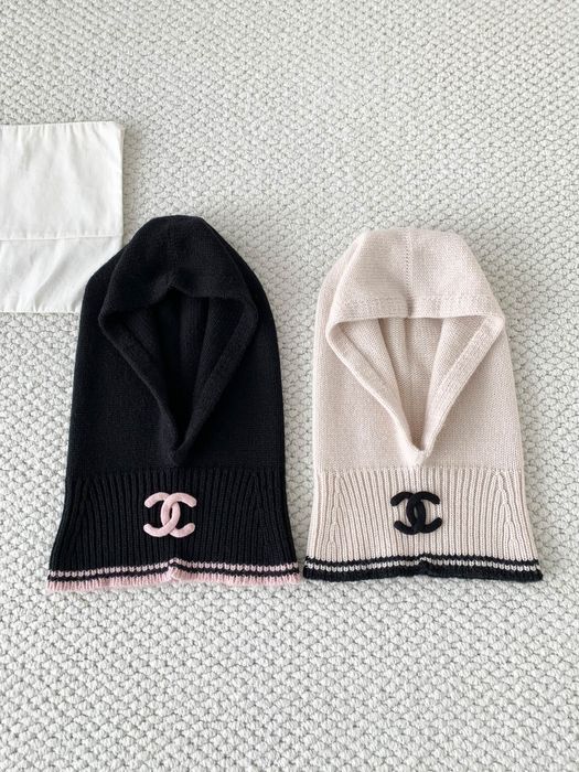 Căciulă Chanel 2025
