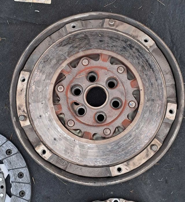 Комплект съединител за BMW E 90 320 2.0I 150к.с