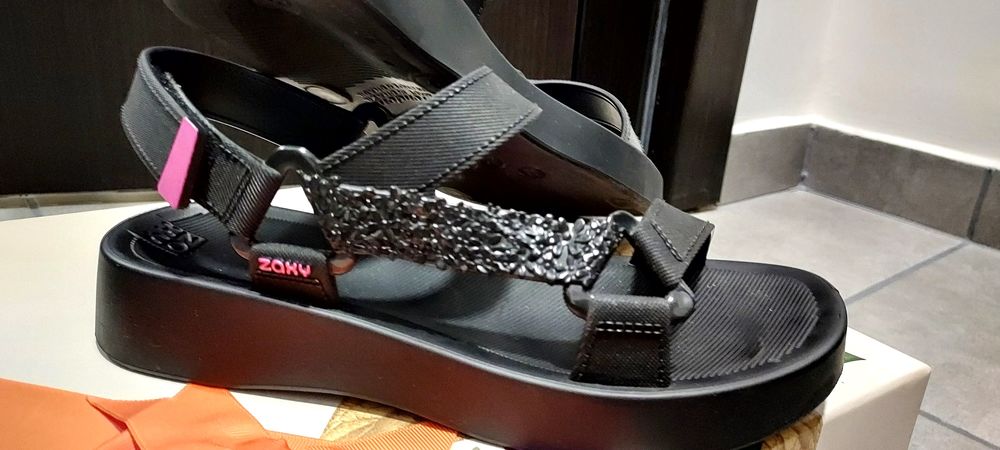 Sandale Epica,mărimea 36