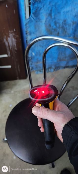 Cititor de carduri de bare (schener)