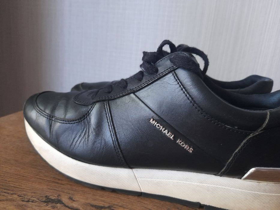 Mishael kors дамски обувки 40- 41 номер.