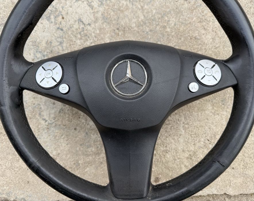 Трилъчев волан - Mercedes C(w204)