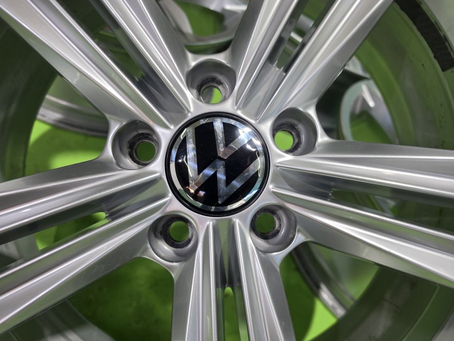 18 5x112 Vw Tiguan лети джанти 5х112 тигуан Touran Caddy Golf Skoda 5х112