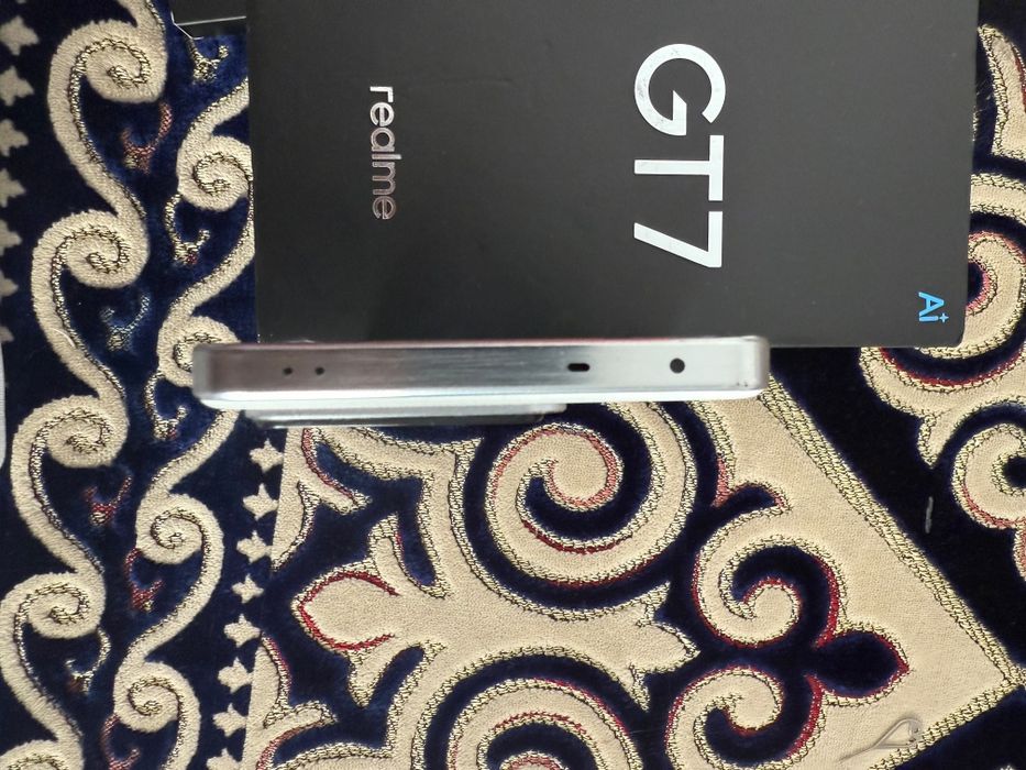 Realme gt7 продам и может обменаю