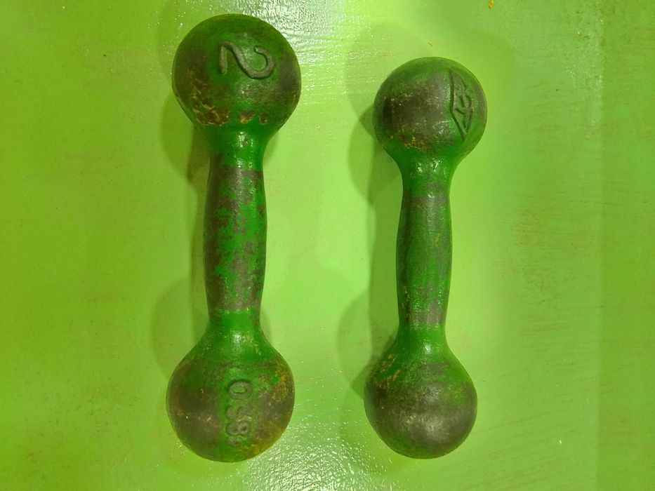 Гантели 2 шт. По 2 кг., производство ссср