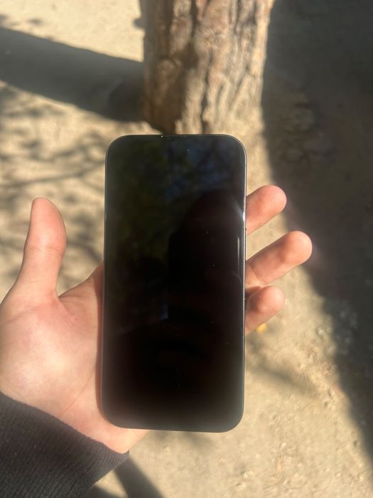 Продам iPhone 16