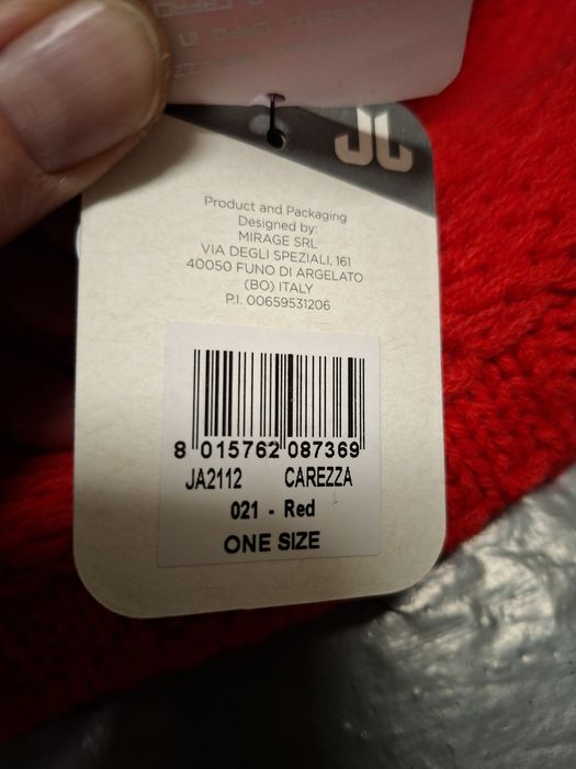 Оригинални зимни Шапки 10лв броя !