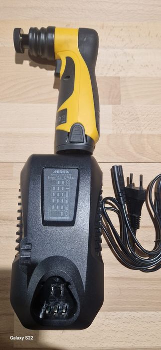 Mirka talpa șlefuit pe acumulator , pneumatică