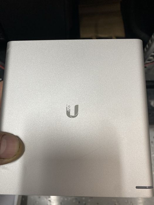 Wi-Fi контроллер ubiquiti