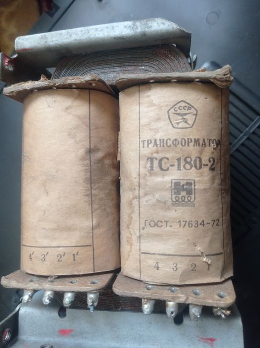 Трансформатор 180 ватт.