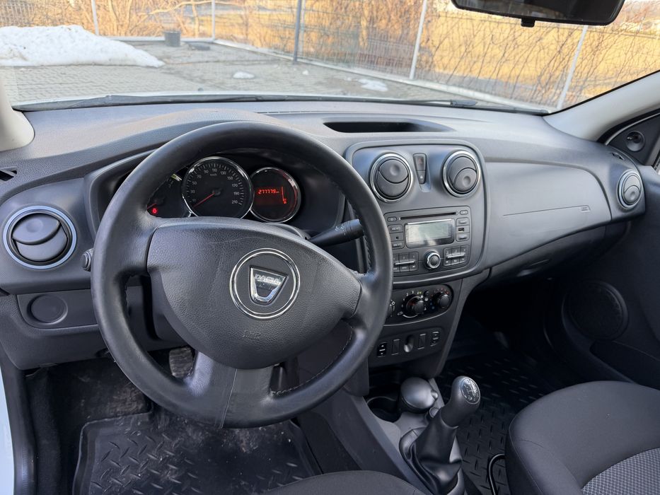 Dacia Logan  2016  0.9TCE