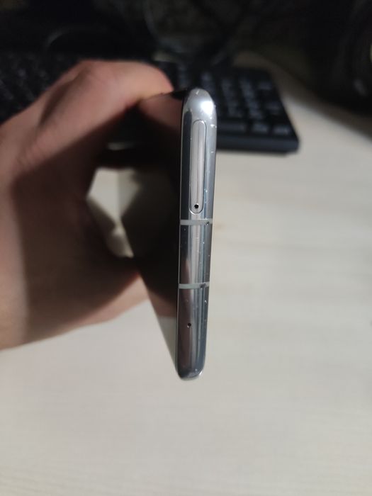 LG VILVET  5G. 8 rom 128 ram