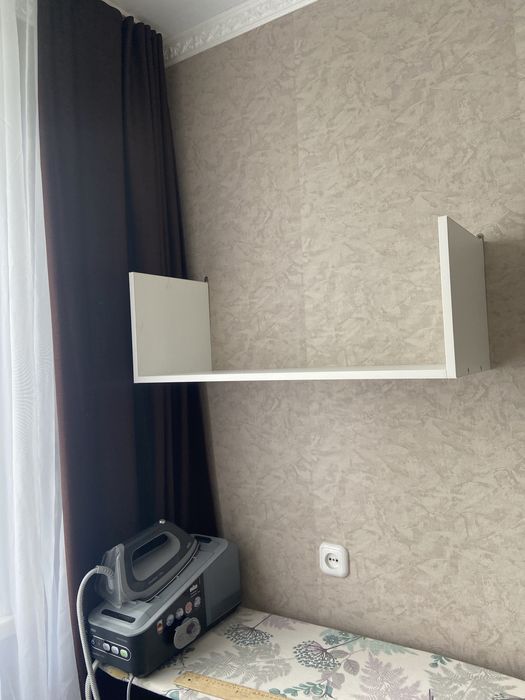 Продам книжную полку