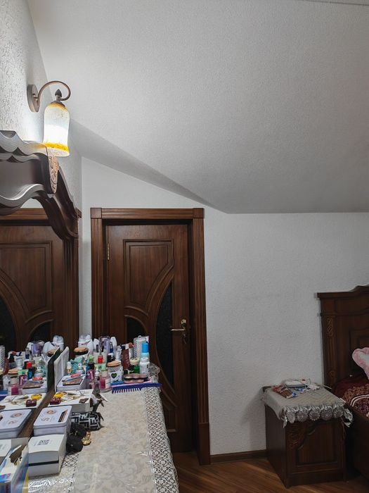 (4) Юнусабадский район. Бадомзар. Продается дом 165м² 2 уровня 
Бадомз