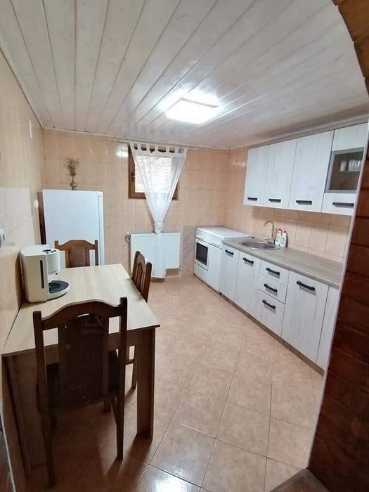 Cabană de vânzare( afacere la cheie)