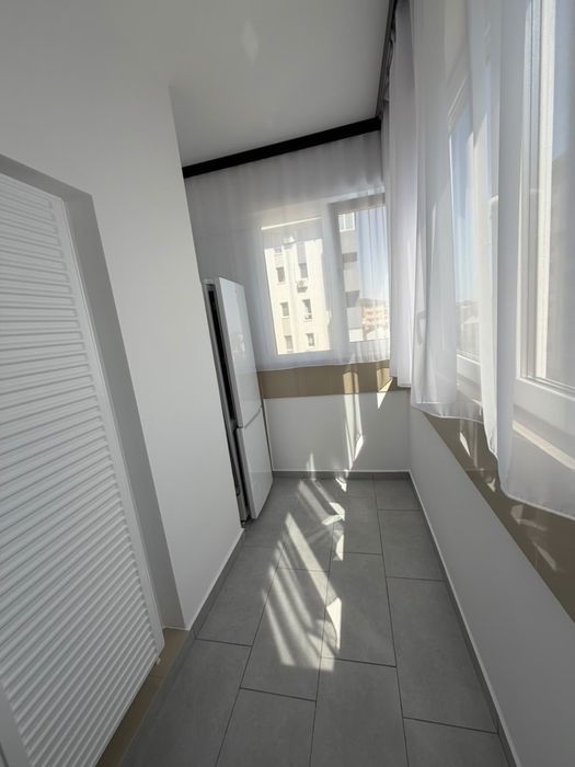 Inchiriez Apartament Militari Resident
