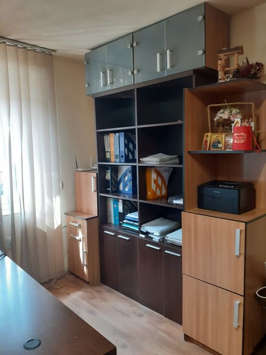 Vând mobilier birou
