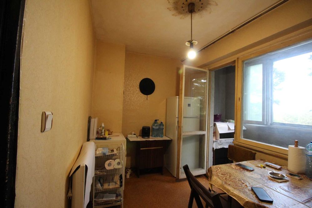Продава се Двустаен апартамент в Русе, Централен кооп. пазар - 62 кв.м за 576 €/кв.м - Снимка #4