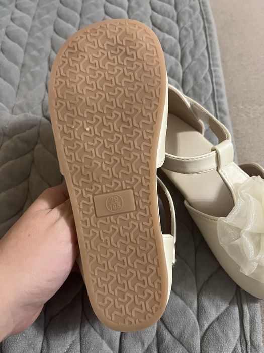 Туфли на девочку