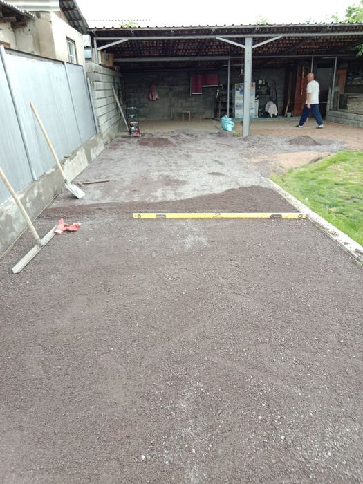 Положым брусчатки.тротуарный плитки