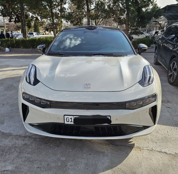 ZEEKR 001. Y Z SPORT. 2TA Matorli Restaylin. Yili 2024. Yurgani  44000