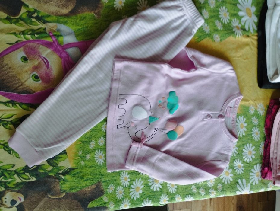 Ватирани дрешки за момиче,98размер