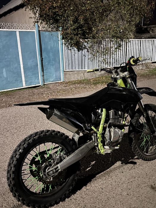 Мотоцикл эндуро кроссач