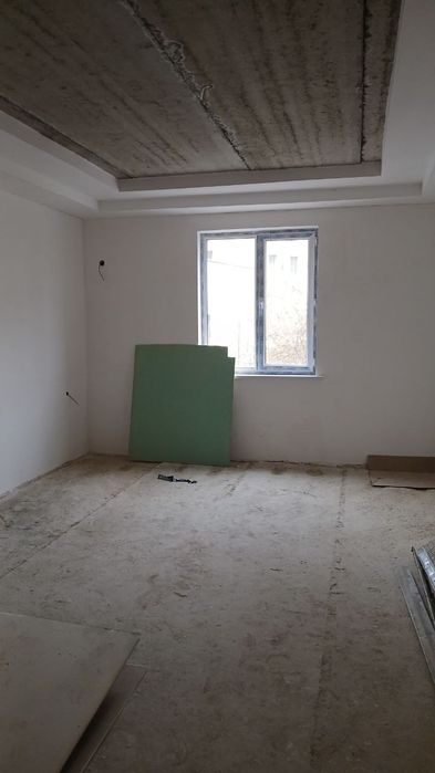 Sharq kalso masjidni oldi