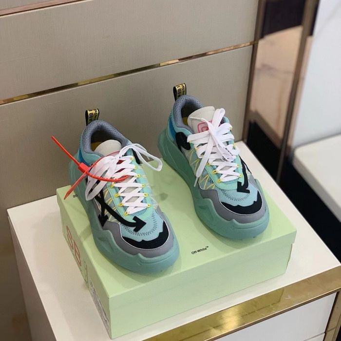 Off White Odsy Trainer oferta!