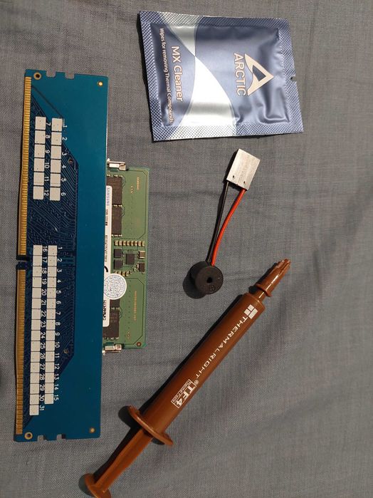 MSI B760M Project Zero + подарък 8 gb ddr5 ram