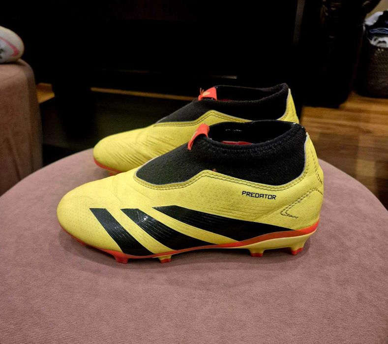 Детски футболни обувки 34 номер