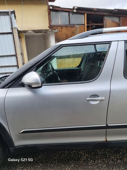 Usa Stanga Fata Skoda Yeti 2009 - 2013 SUV 4 Usi ARGINTIU (1406)