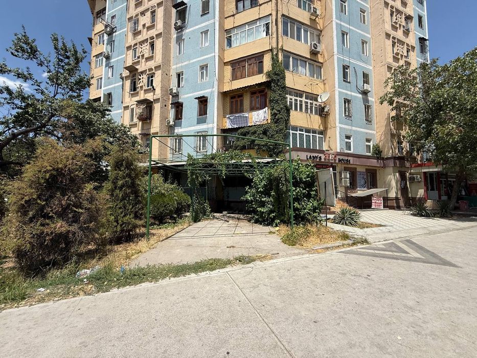 Не жилой квартира продаётся 3/1/9 возле дароге