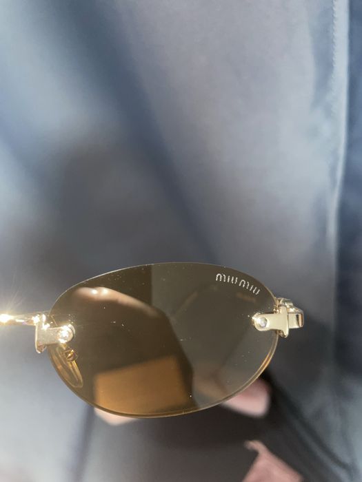 Ochelarii Miu Miu