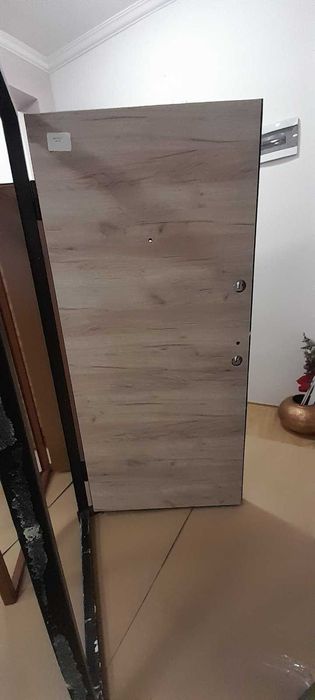 Входни Блиндирани Врати  **РАЗПРОДАЖБА**