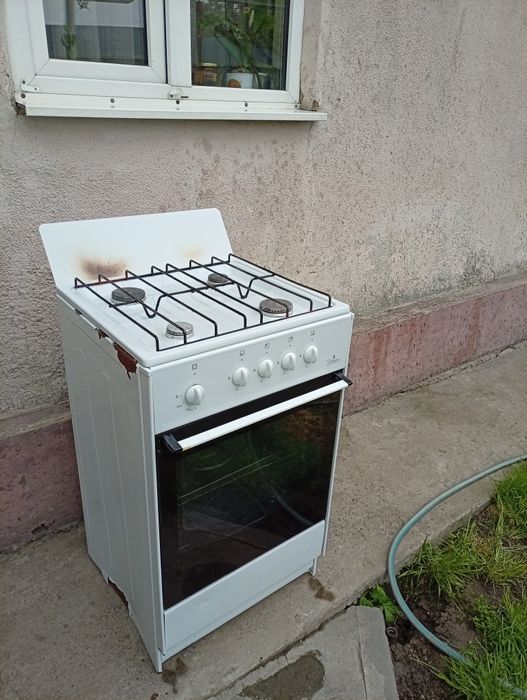Продам газплиту Дарина classic