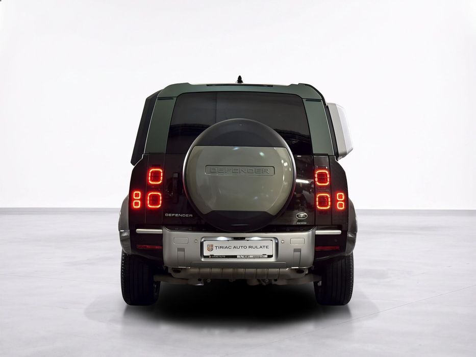 Land Rover Defender 2023 benzină, 69.900 € — imagine 26