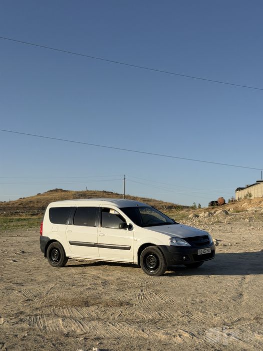 Lada largus 2014