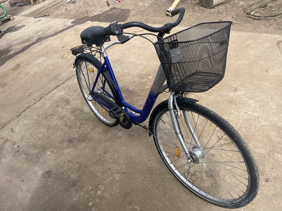 Bicicleta dama roti 28 2 modele una noua