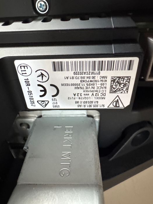 Централен дисплей километраж за Porsche Taycan