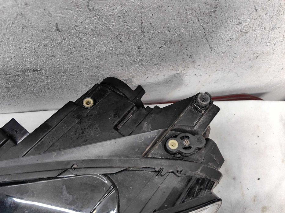 Оригинален фар Vw Golf 7