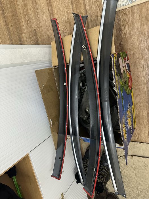 Ветровики от Камри 35