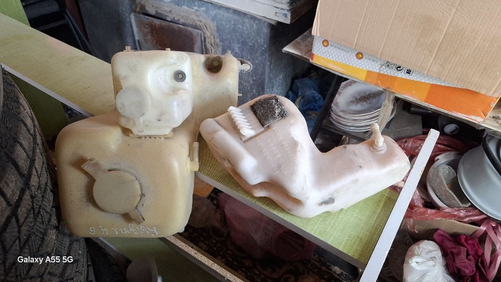 Бмв запчасти.  .