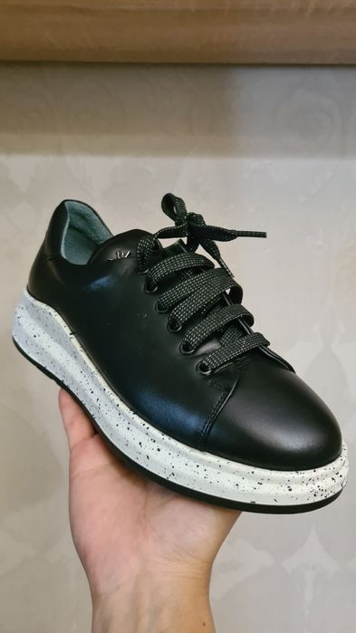 Женская    одежда